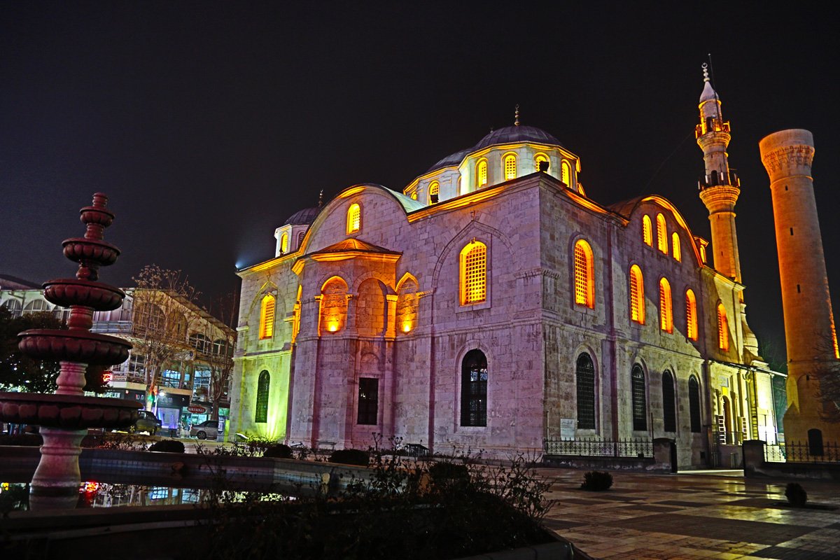 Yeni Cami- Teze Cami (Hacı Yusuf Taş Cami)